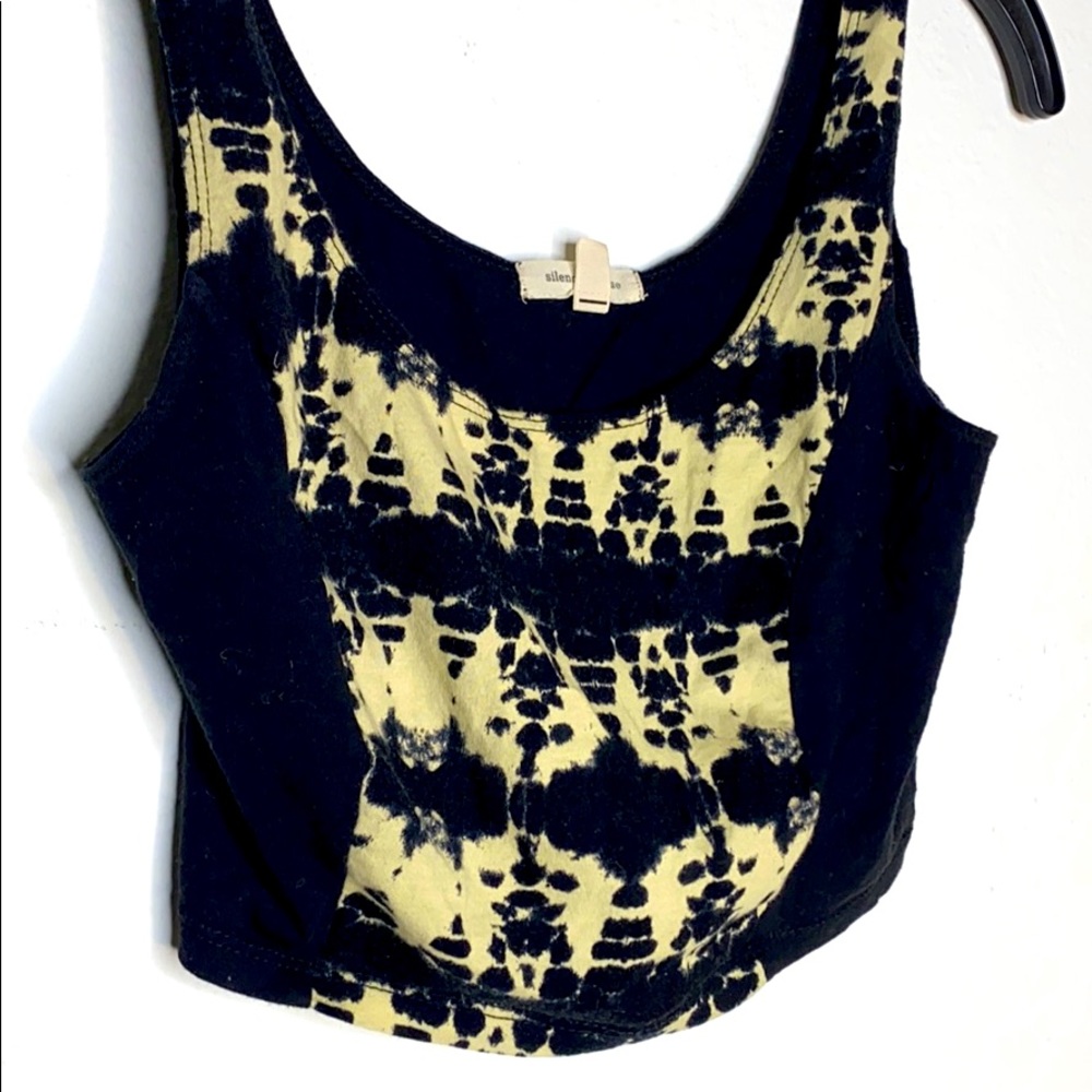 Crop top - Picture 2 of 3